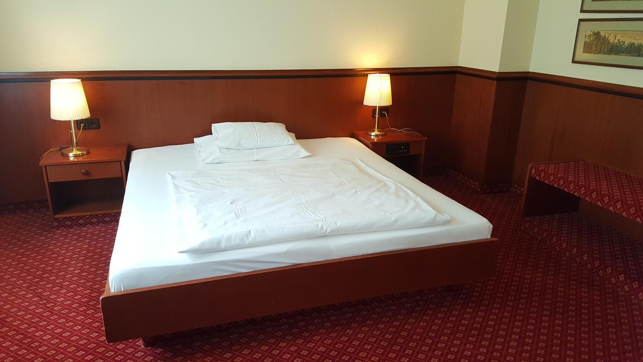Landhotel Jagdhof Guntramsdorf Eksteriør bilde